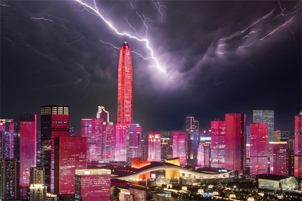 战略规划年年更新，为何总追不上市场突变的脚步？