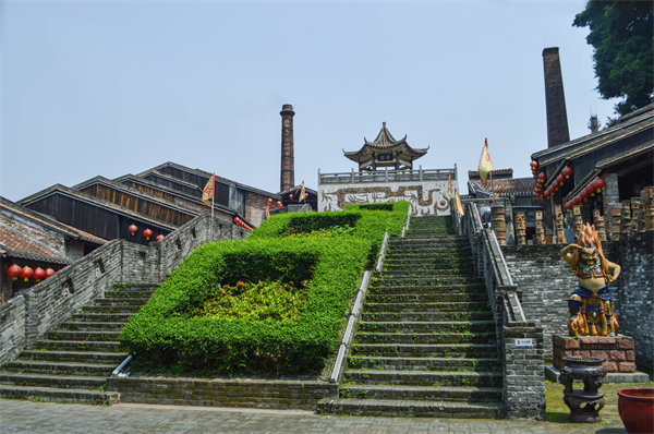 佛山企业管理咨询精准赋能，本地企业如何快速突破发展瓶颈？