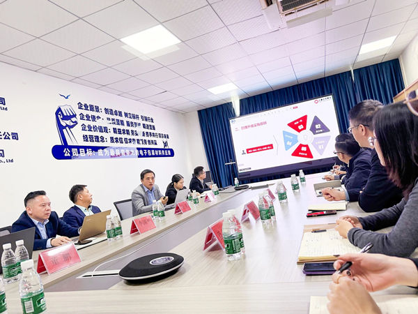 正睿项目组老师致辞