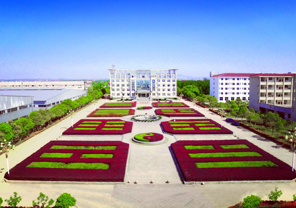 政企联动·智赋赣企｜江西鹰潭市商务局邀请正睿深圳分公司走访考察保太集团，共探产业高质量发展新路径