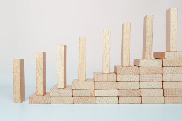 珠海年度经营计划咨询公司推荐，如何制定可落地的年度目标？